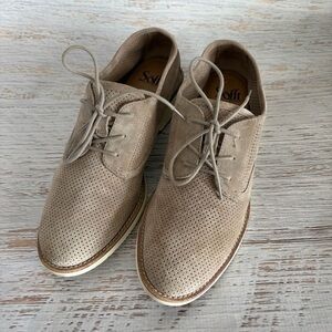 Sofft Women’s Simons Tan Suede Perforated Lace-Up Oxfords